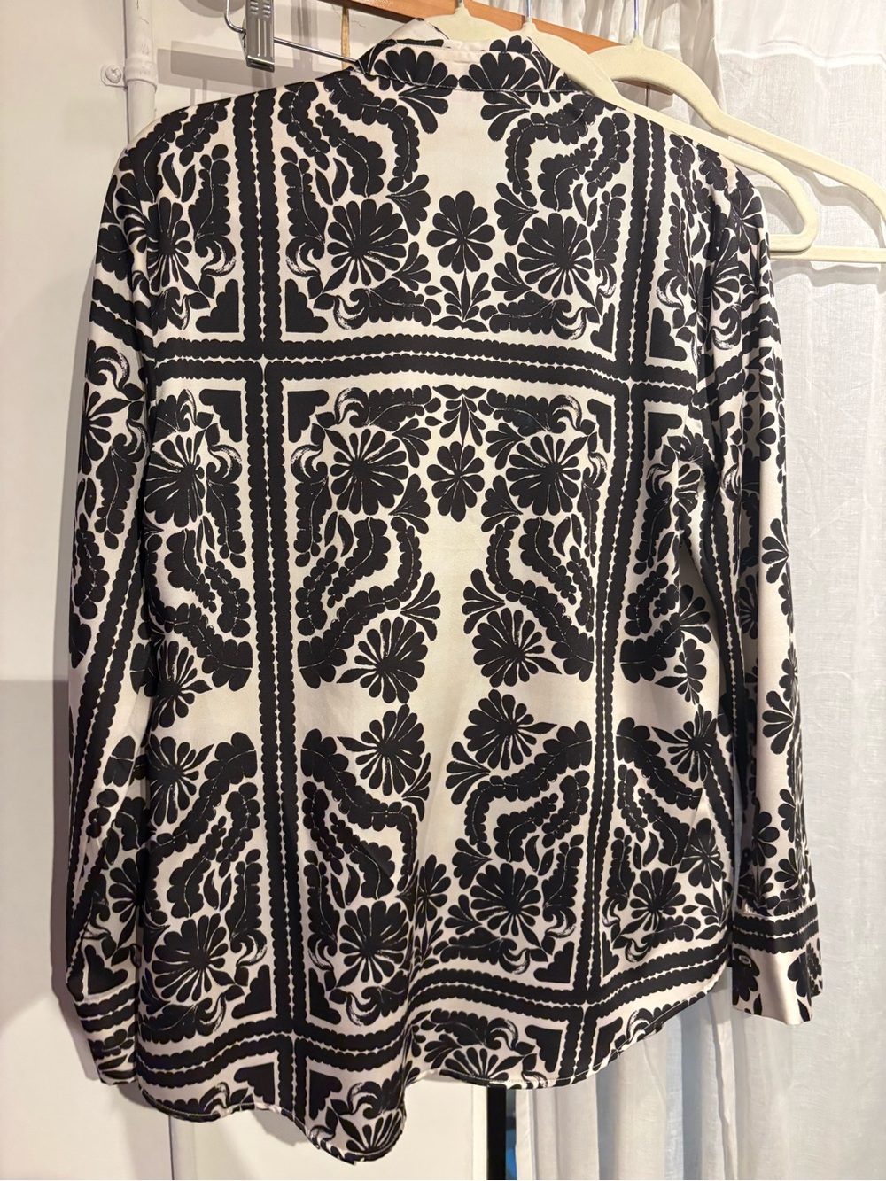 ANTONIO MELANI Black and White Floral Print Blouse - Picture 3 of 3